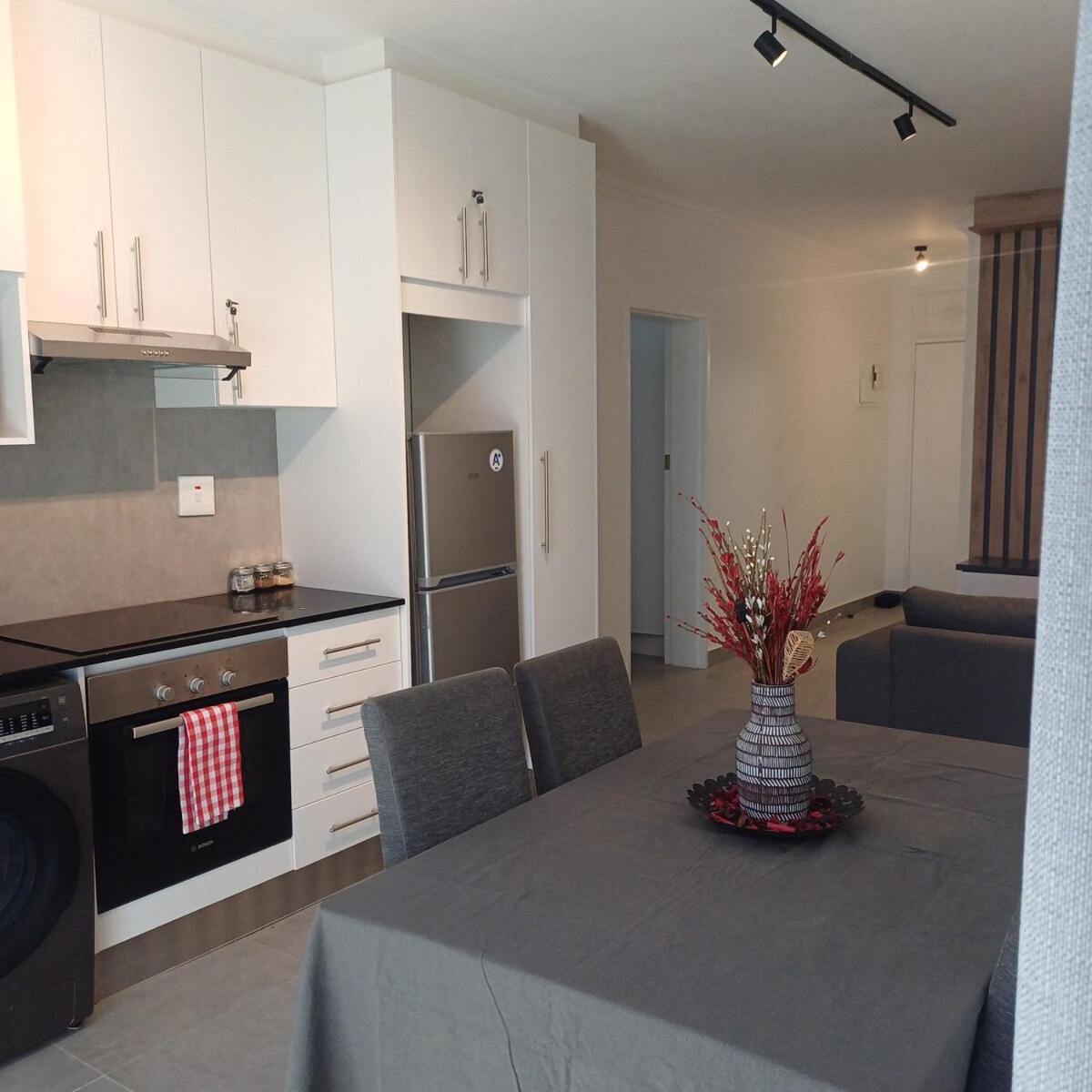 Apartment Hydepark 45 *
